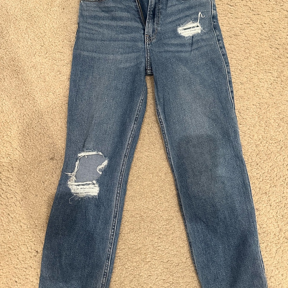 Hollister straight leg high rise Distressed Blue Jeans